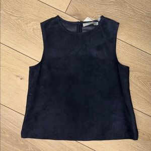 Navy blue top